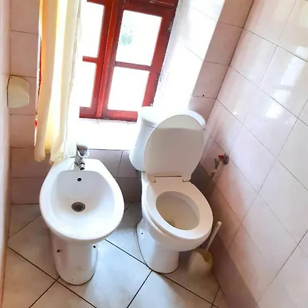 Near Greece And Saranda Hotel ekonomiczny Konispol